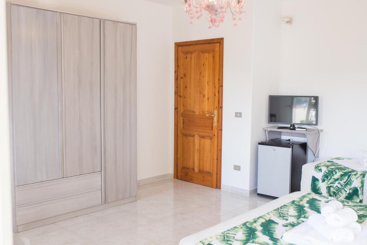 B&B La Quercia Budoni, Tanaunella Buitenkant foto